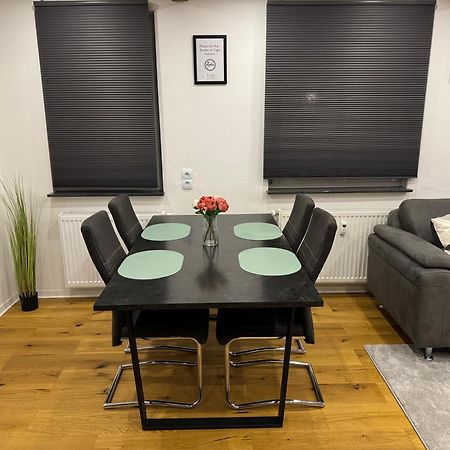 Best Central Apartment - Am Marktplatz - Up To 5 - Next To Frankfurt And Hanau - Coffee And Snacks - Netflix, Prime, Disney Nidderau Exteriör bild